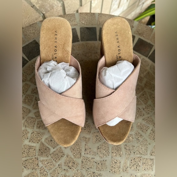 NIB Very Volatile Pink Suede Wedge Striped Cork Sandal 8 - Picture 7 of 7